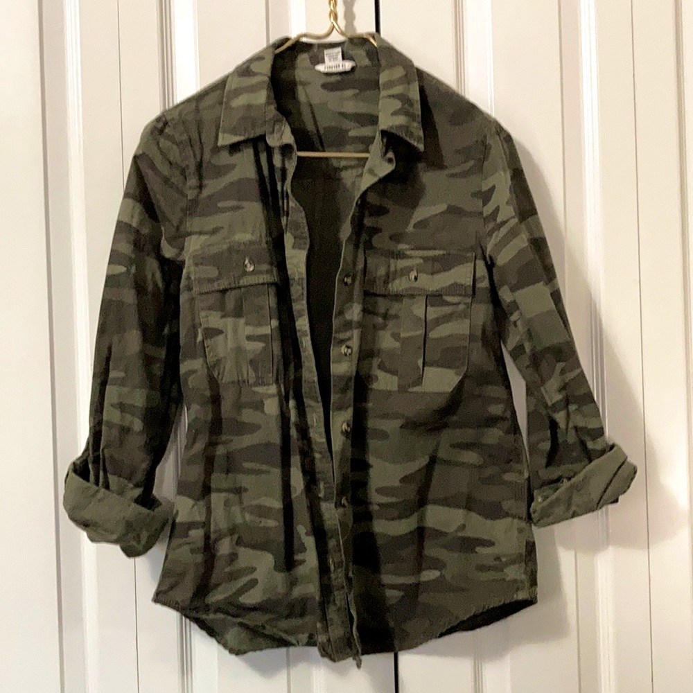 Army Button Up